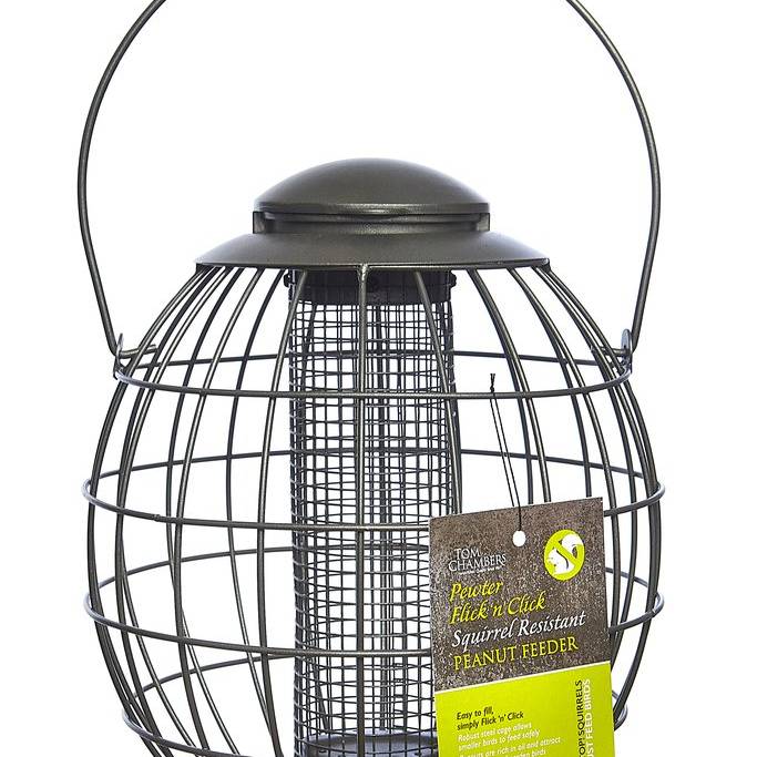 Tom Chambers Pewter Flick 'n' Click Squirrel Resistant Peanut Feeder