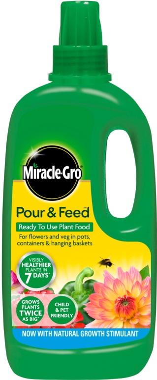 Miracle-Gro Pour & Feed Plant Food 1L