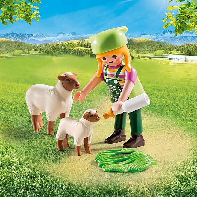 PLAYMOBIL FARMER WITH SHEEP