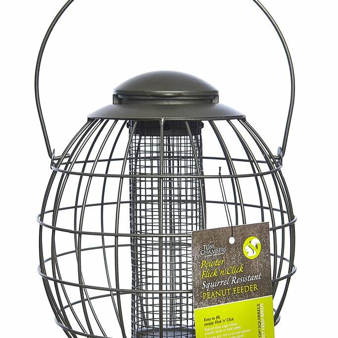 Tom Chambers Pewter Flick 'n' Click Squirrel Resistant Peanut Feeder SQ017