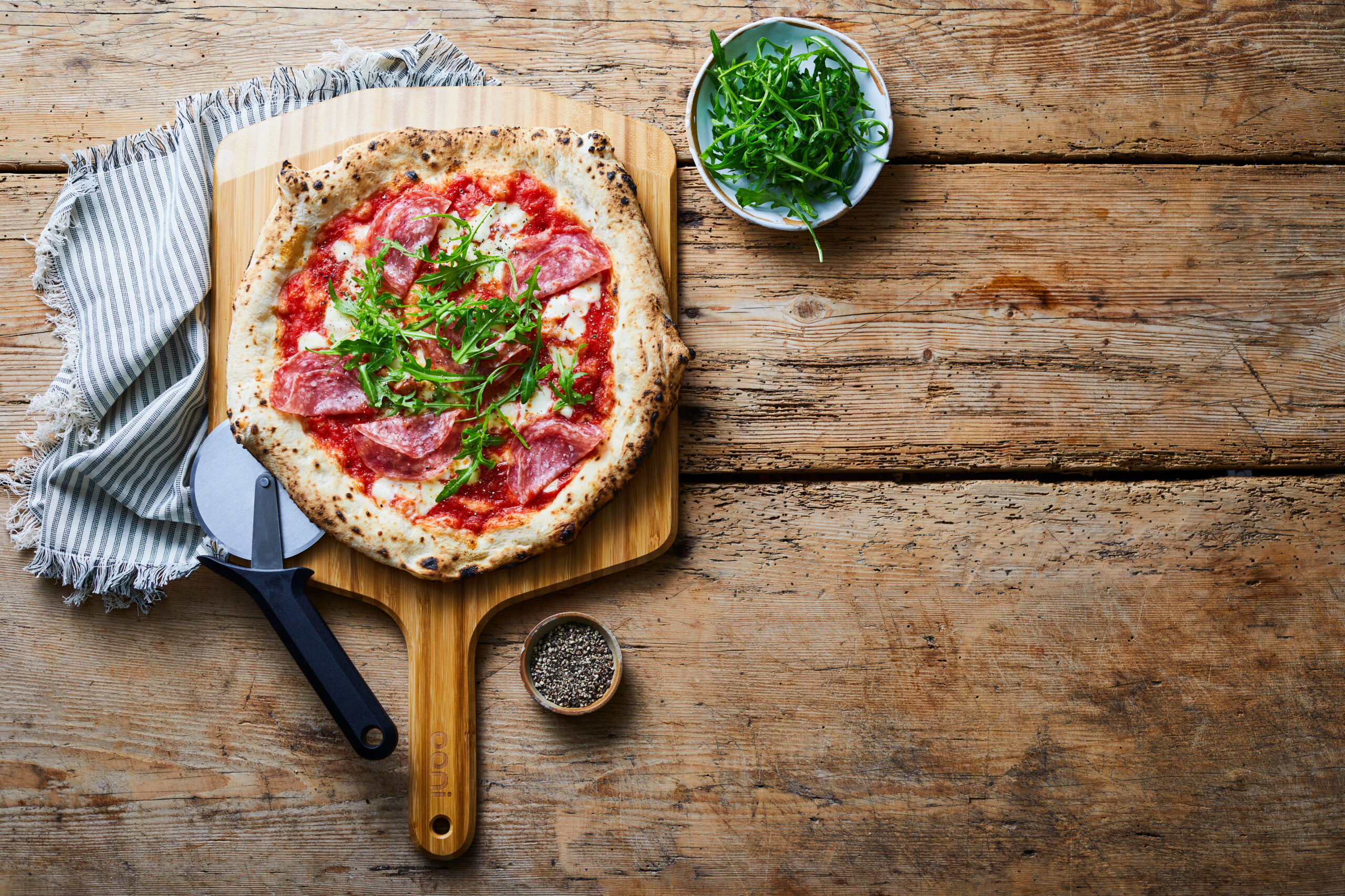 Ooni 12” Bamboo Pizza Peel • Homeleigh Garden Centres