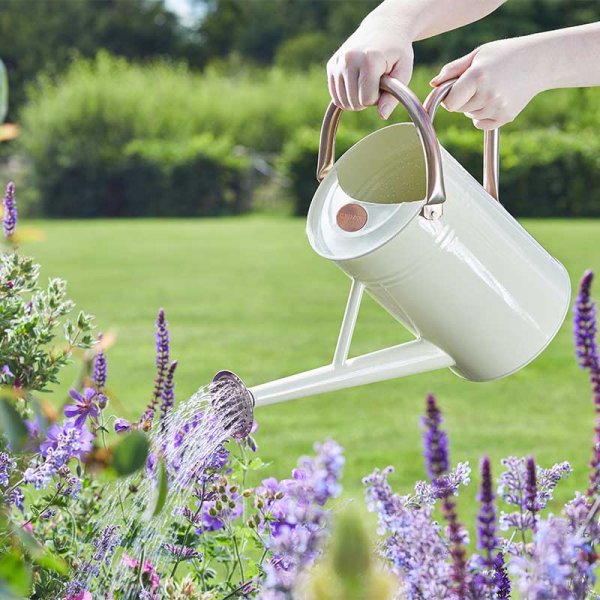 S/G WATERING CAN - CREAM 4.5L